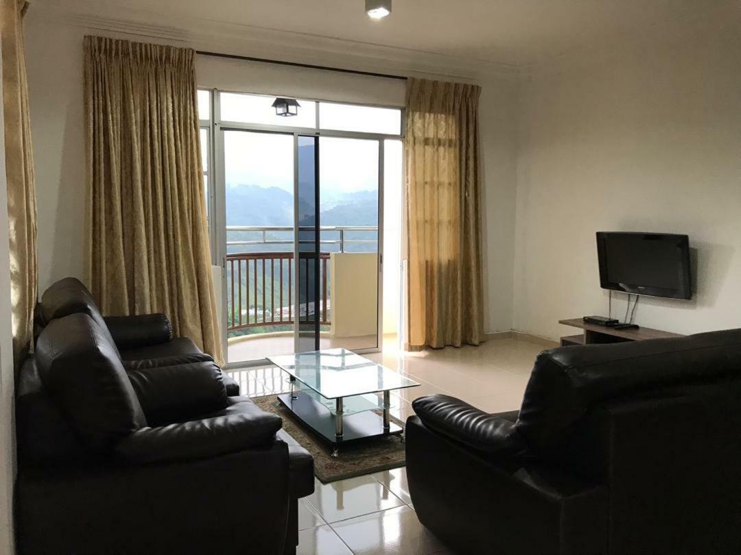 3 Rooms Apt @ Crown Imperial Court مرتفعات كاميرون المظهر الخارجي الصورة